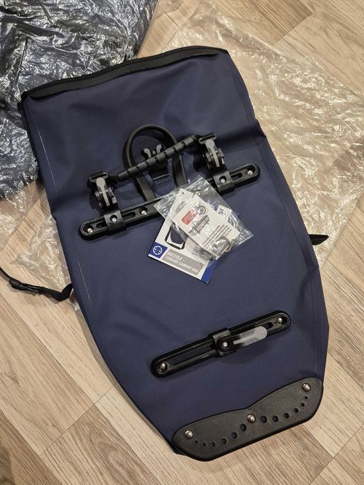 120 zł TANIEJ BUCHER Sakwy juki torby wodoodporne rower kolarskie 20l