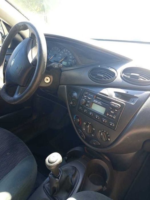 Ford Focus 1.4 Gasolina - Negociável