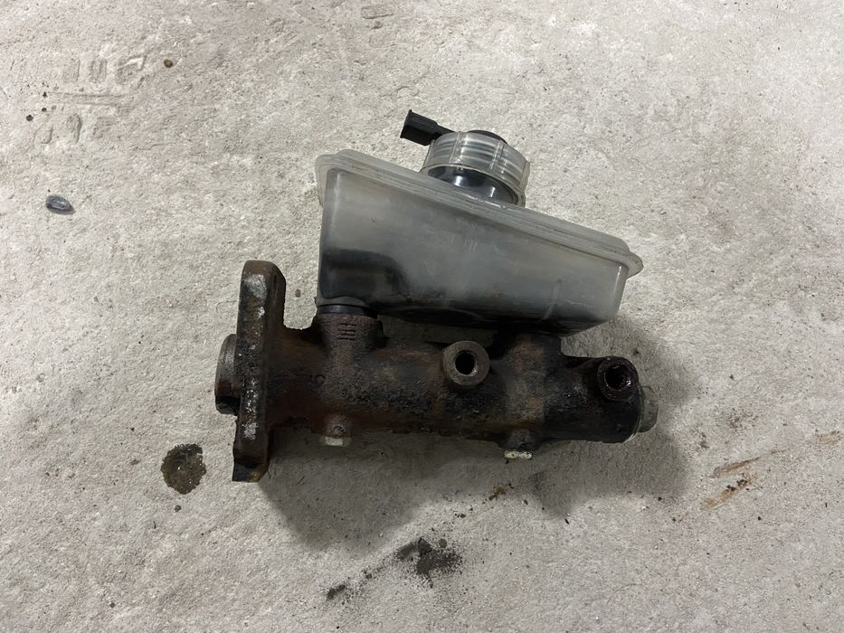 Головний тормозний циліндер ваз 2108 2109 21099