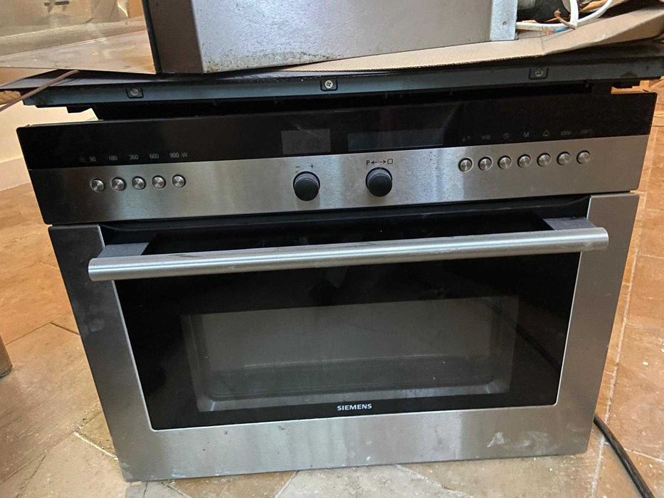 Forno Siemens Compacto HB86P570S