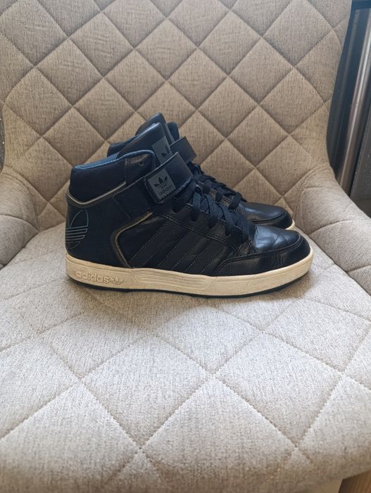 Кроссовки Adidas