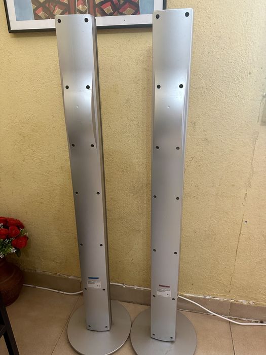 Colunas Sony cinzentas