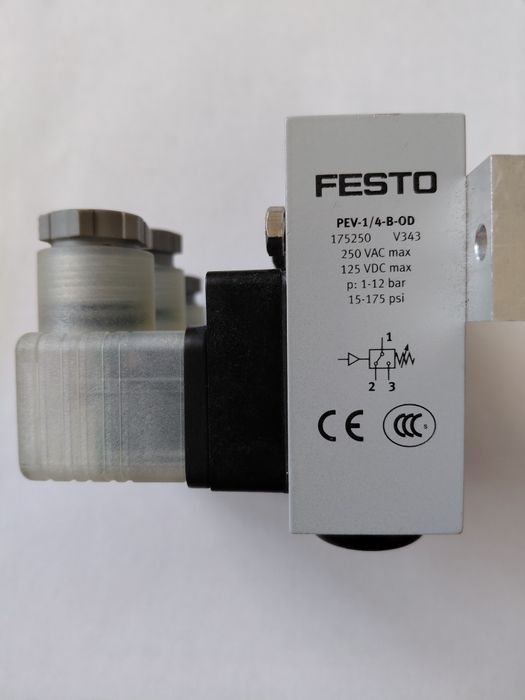 Реле давления Festo PEV-1/4-B-OD с угловым разъёмом.Другое оборудование Festo.