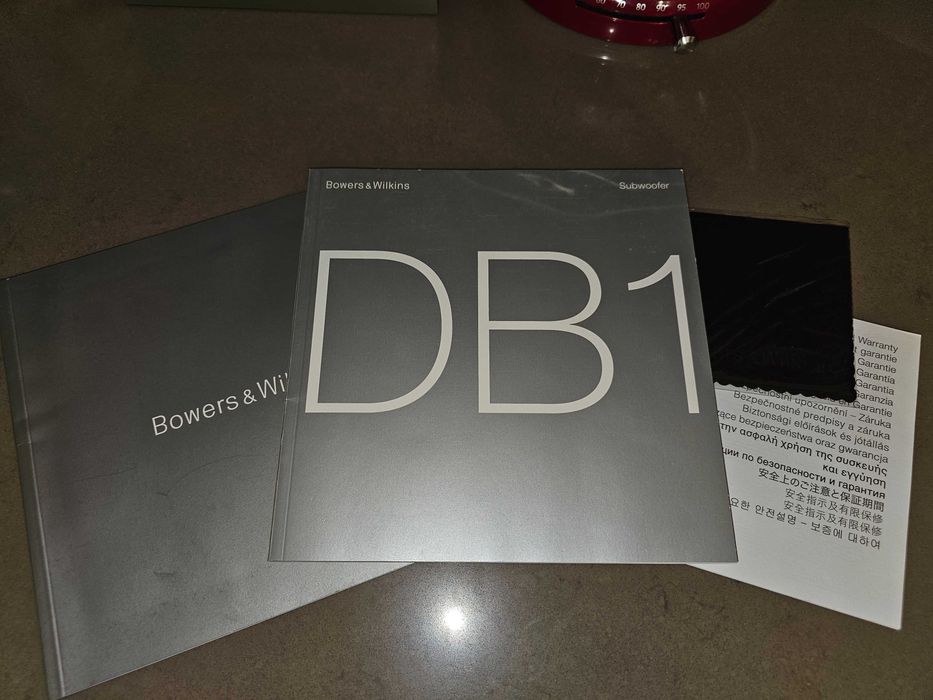Сабвуфер Subwoofer Bowers & Wilkins DB1