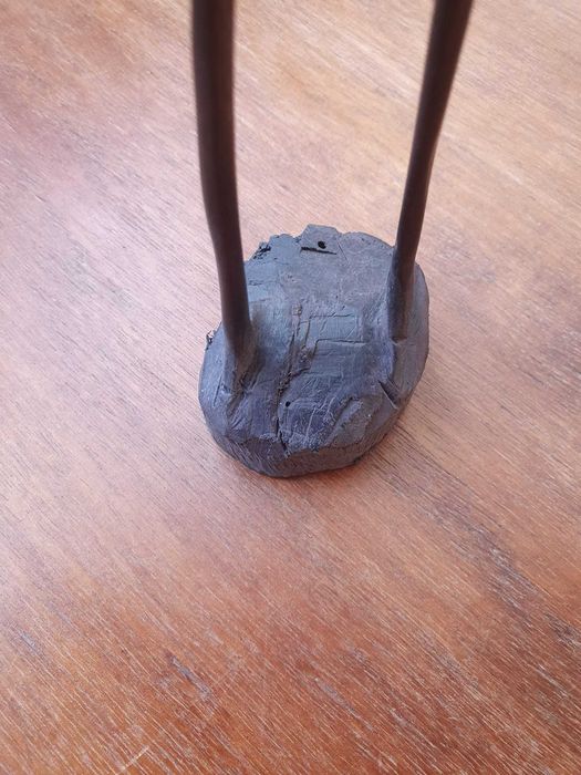 Estatueta de um pássaro