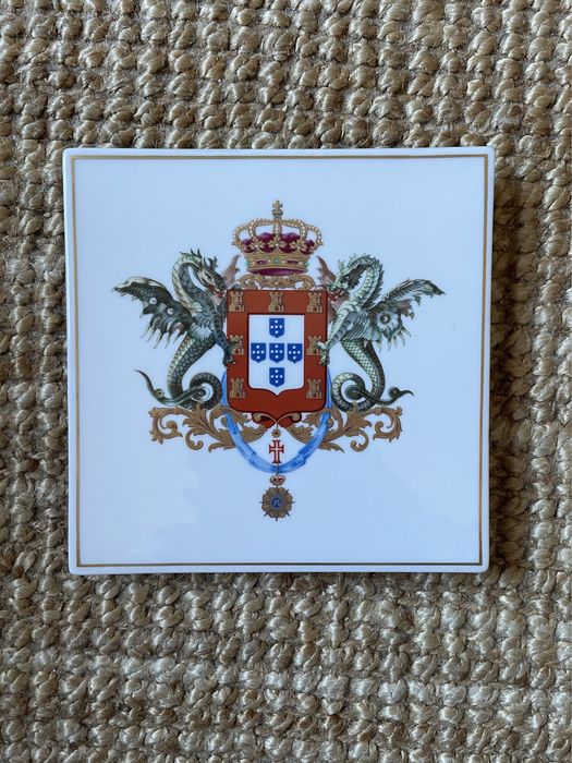 Square Base - "Palácio Nacional da Ajuda" Collection, Vista Alegre