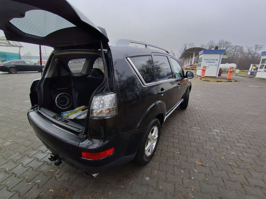 Mitsubishi Outlander XL 4X4 дизель авто для ЗСУ