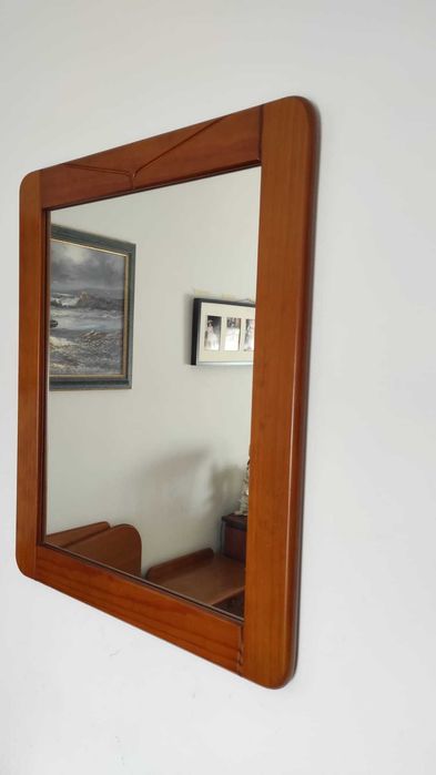 Conjunto de quarto Saint Clair — cama, mesinha e espelho