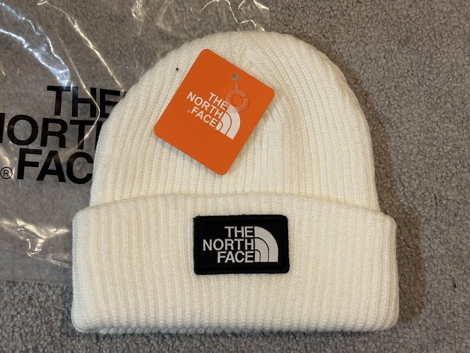 NOWA zimowa czapka The North Face