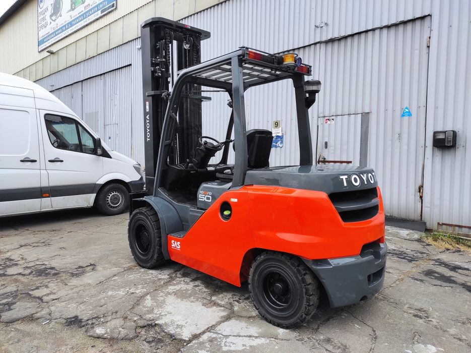 Навантажувач Toyota 5 т дизель. Вилочный погрузчик Тойота 5 т дизель