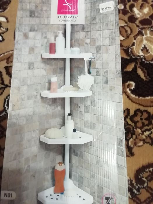 Угловая полка в ванную