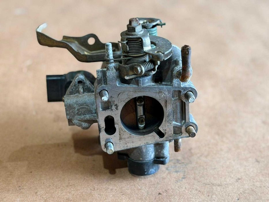 Borboleta admissão Nissan Micra K11 1.0 16V