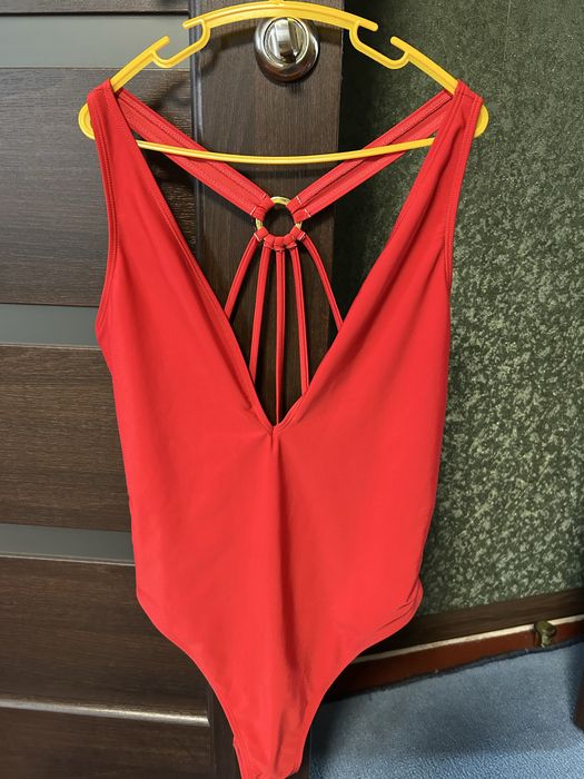 Продам купальник