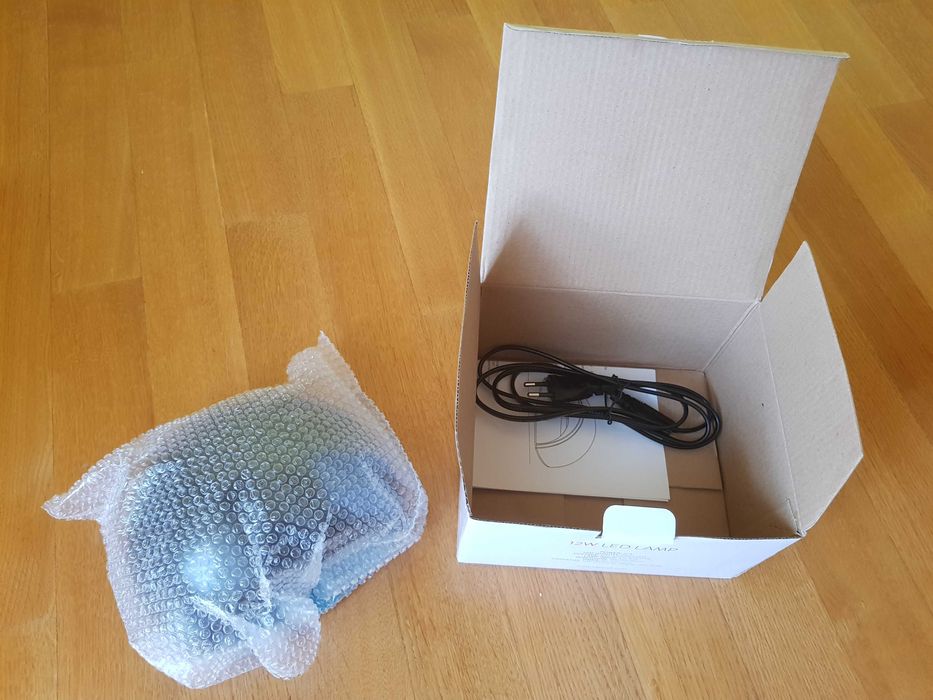 Nowa Profesjonalna Lampa LED/UV do paznokci marki NeoNail