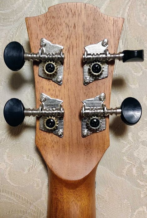 Ukulele Soprano (como novo)