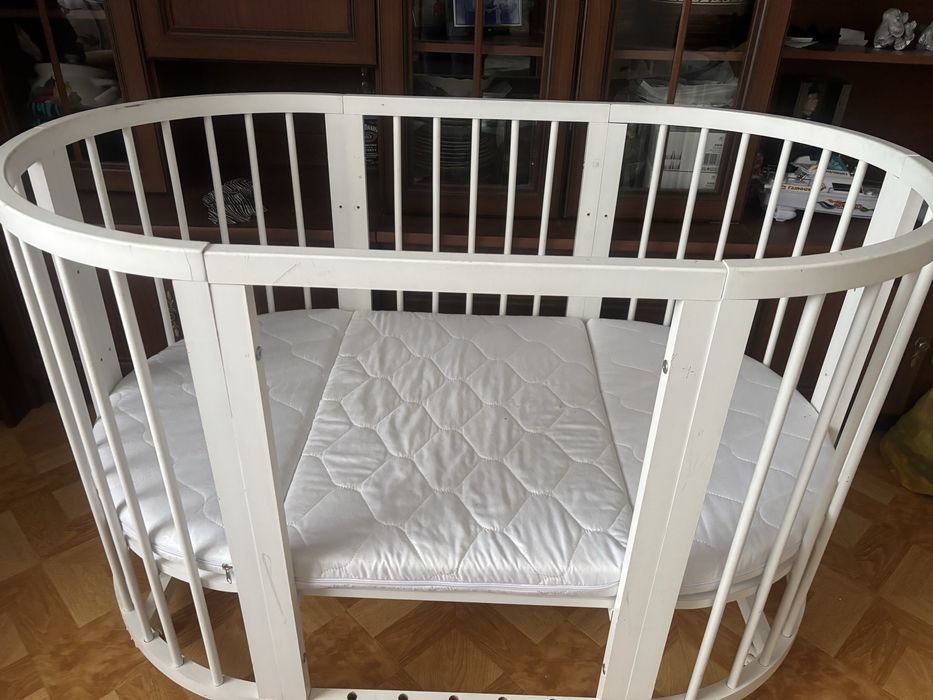 Ліжечко трансформер кругле