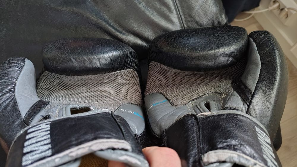 Боксерские перчатки Everlast 14 унций (Оригинал)