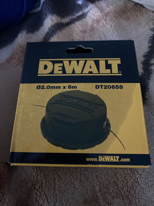 Glowica z żyłką DT20658,nowa