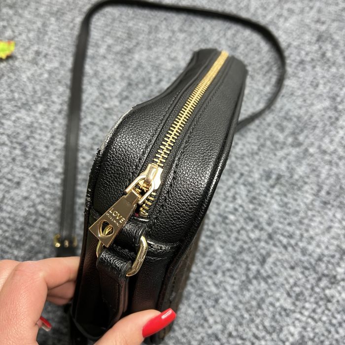 Сумки love moschino