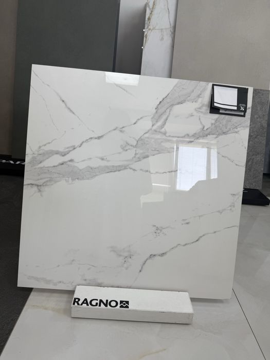 Плитка глянець під мармур з сірою прожилкою, 60*60, для стін і пола