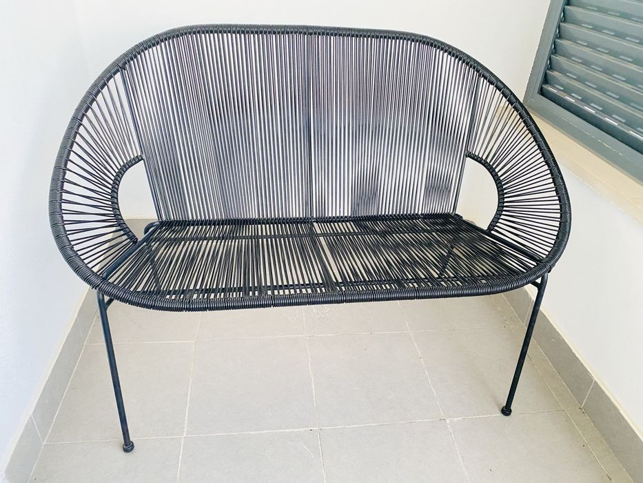 Cadeirão de Jardim de 2 Lugares em Resina e Metal Preto