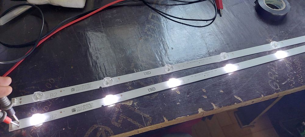 LED Bar YAL13-0063_0300-41 RF-AZ550E30-0601B-12 A464550239005826121