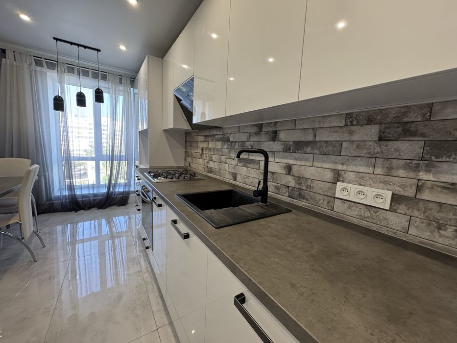 Продам Ривер Парк ,River Park,Набережная Победы,Перемога