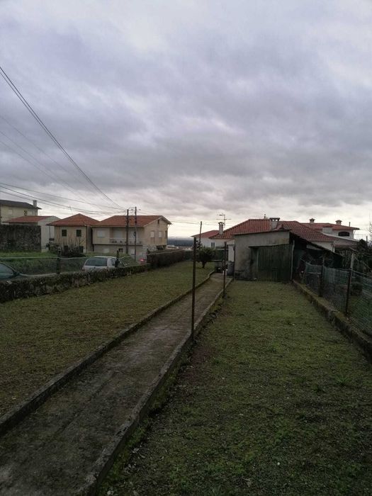 Vendo casa com terreno (não tenho interesse em agencias imobiliários)