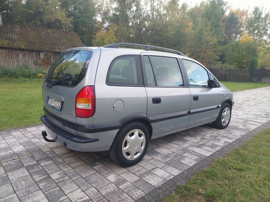 Opel Zafira 1.6 Benz.+ GAZ 7 Osobowa Stan b. dobry