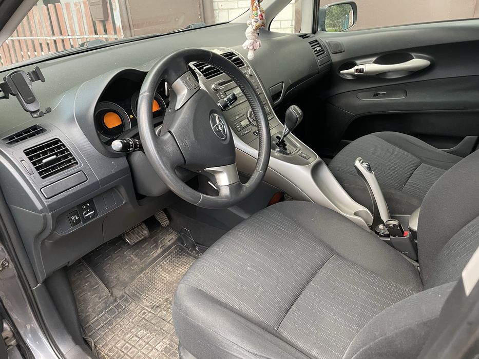 Toyota auris 1.6