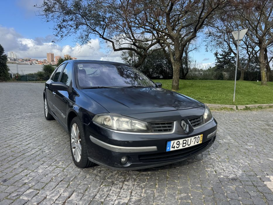 Renault Laguna 2.0 diesel 150 cavalos ano 2006 em bom estado geral.