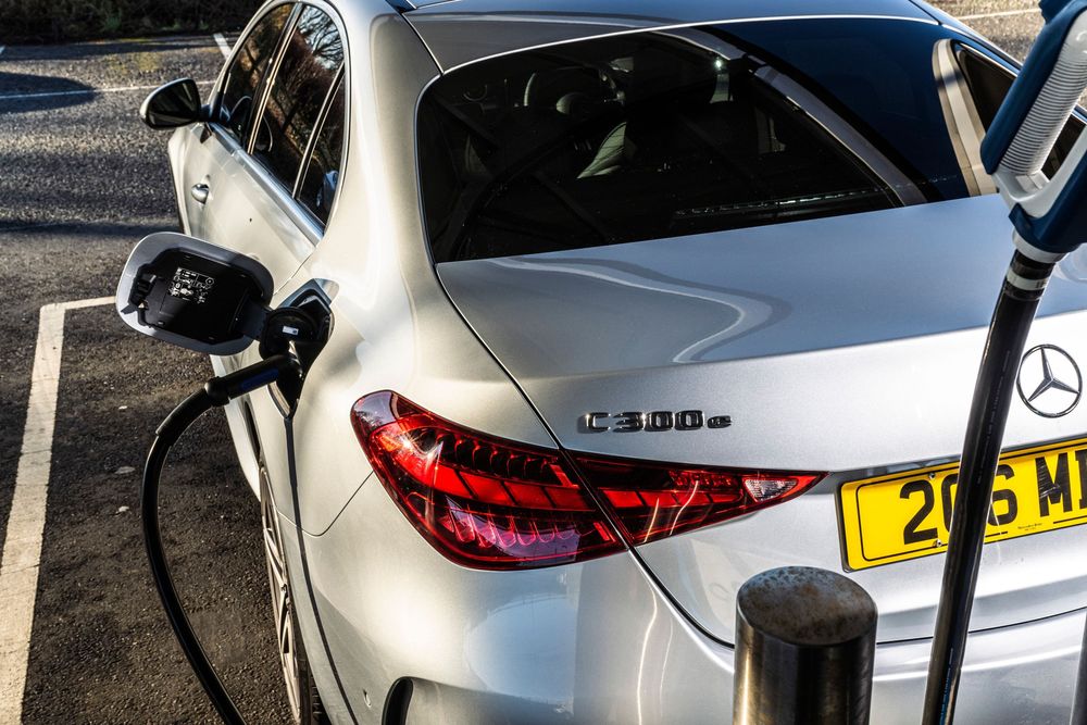 Hybrydy plug-in z dużym zasięgiem na prądzie