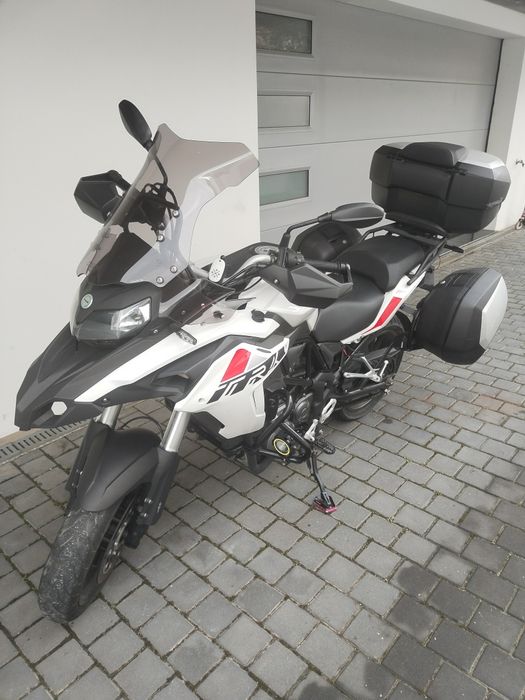 Mota Benelli TRK 502.   13mil e 500 km