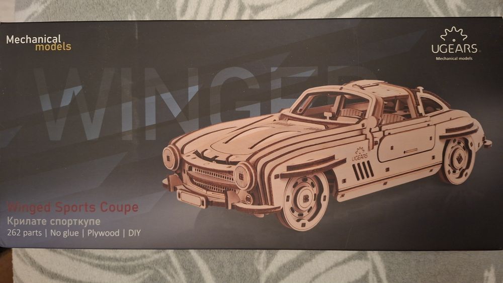 Model do składania samochód auto Winged Sports Coupe (mercedes)