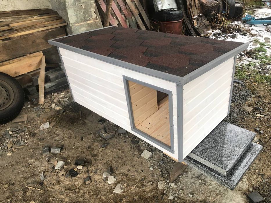 Утеплена будка для собаки