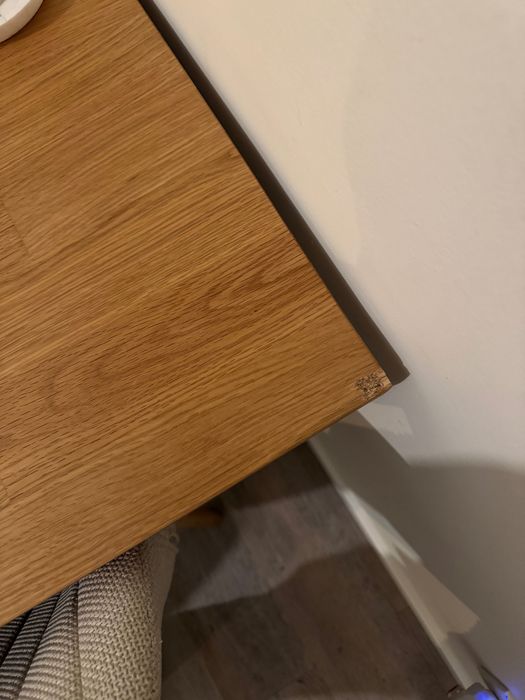 Mesa de jantar de madeira JYSK