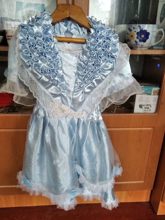 Сукня для дівчинки