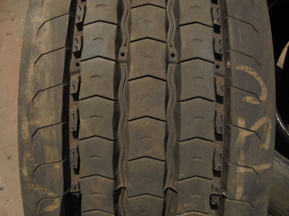 opona 285/70R19.5 Michelin X Multi Z (650 netto)