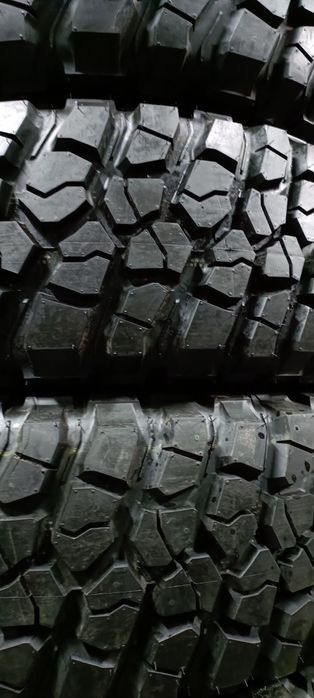 Pneus 255/75/17 BF Goodrich