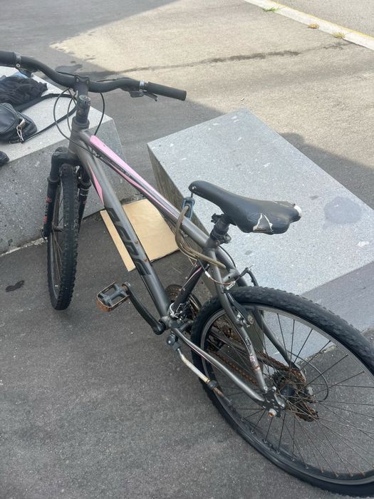 Vendi bicicleta bergue