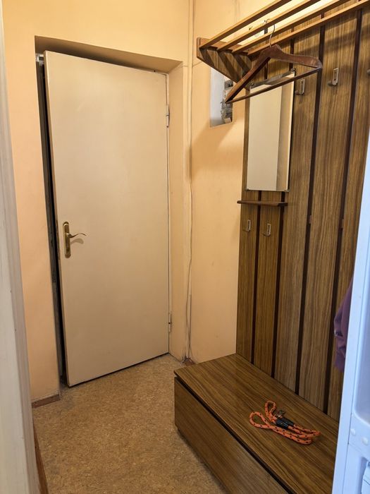 Продам квартиру на Никах.ул.Олександра Бринжали 58.(раніше Тешебаєва)