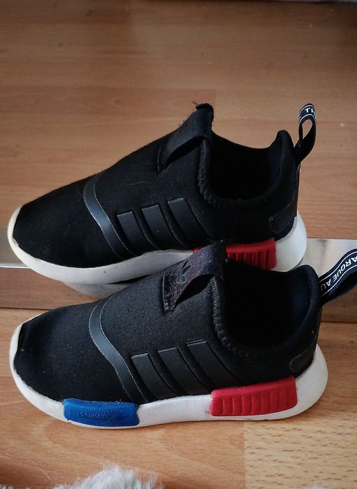 Kurtka Spiderman i adidaski+ Prezent