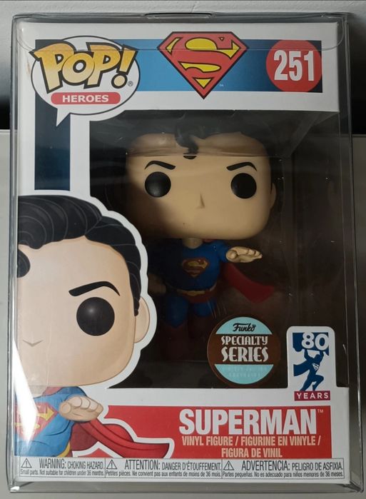 Funko Pop! Superman #251 - Specialty Series (80 Years) + Protetor