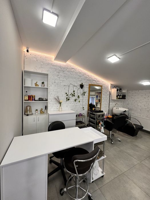 Продаж студії краси, приміщення в оренді