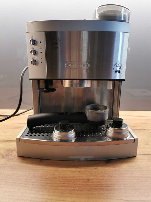 Ekspres do kawy DeLonghi EC750