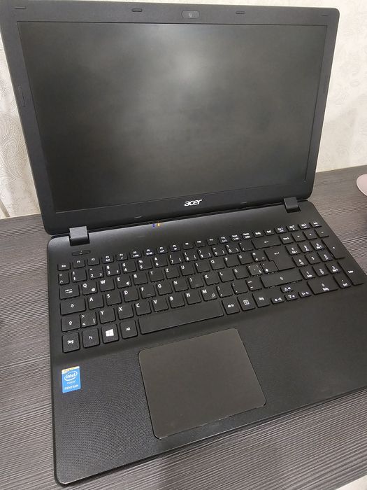 Ноутбук Acer Aspire ES1-512