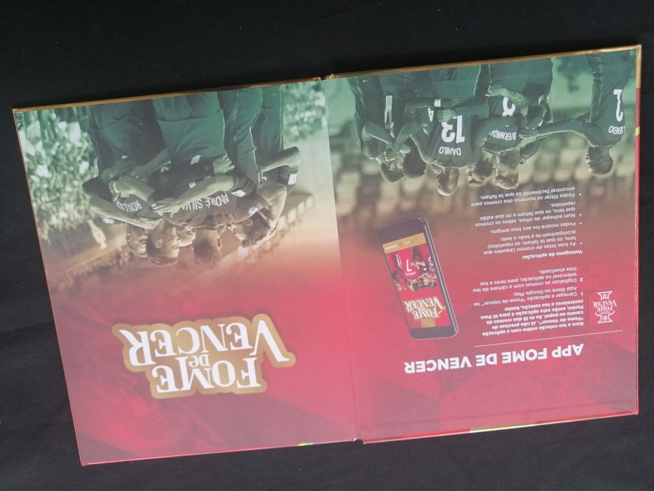 Caderneta Completa Fome de Vencer 2018 com Tattos aceito troca