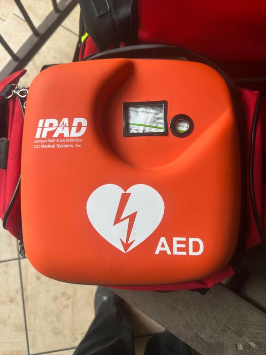Defibrylator AED