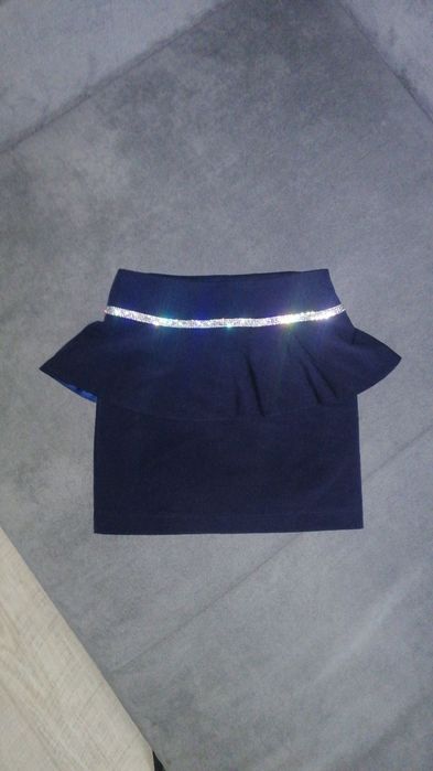 Продам шкільну спідницю, юбку от Моне.