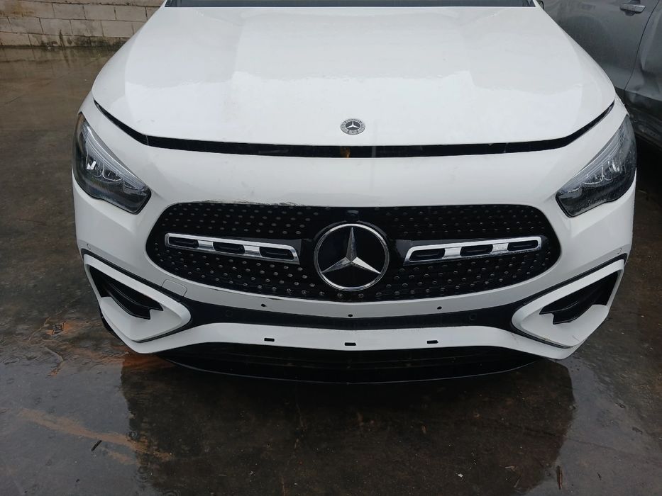 Frente completa MERCEDES-BENZ GLA (H247)